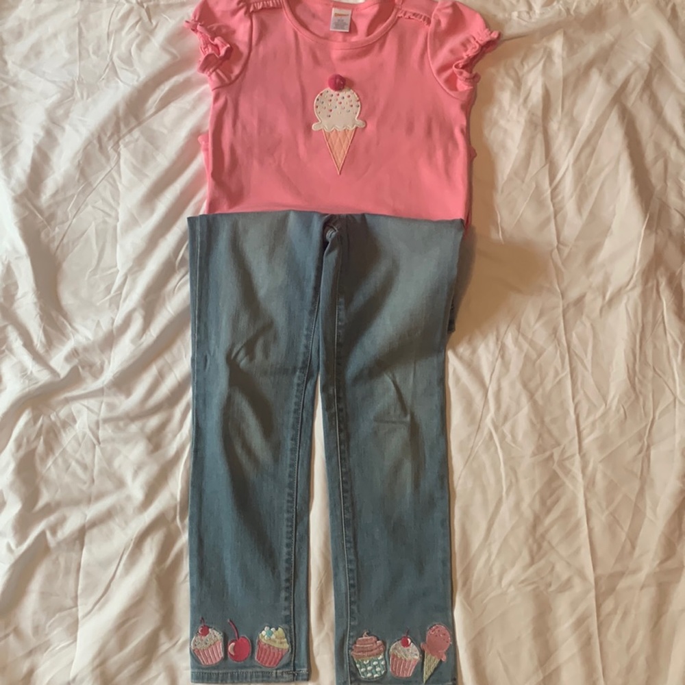 Girls matching set. Size 7.